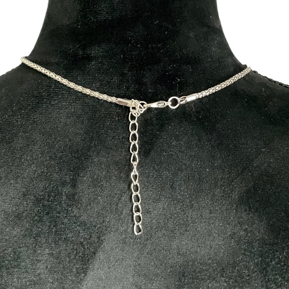 SPIRAL Semiprecious Stone Necklace - Picture 3 of 3